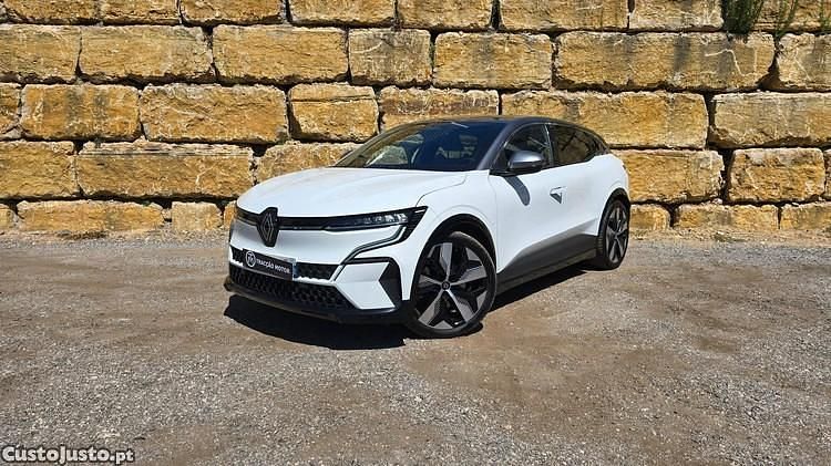 Branco Usado 2023 Renault Mégane Techno Citadino | € 29.500 (Preço elevado) - Imagem 1/1