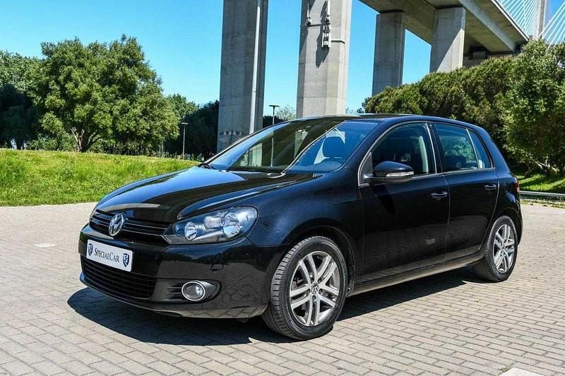 Usado VW Golf VI 105 HP (77 kW) 2009 Preto Citadino