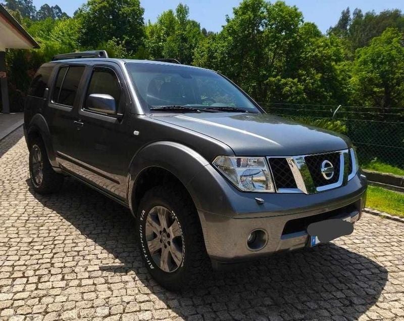 Cinzento Usado 2005 Nissan Pathfinder SUV | € 19.999 - Imagem 1/4