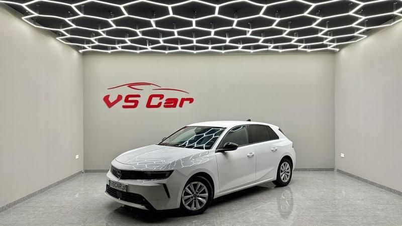 Branco Usado 2022 Opel Astra | € 24.500 (Caro) - Imagem 1/4
