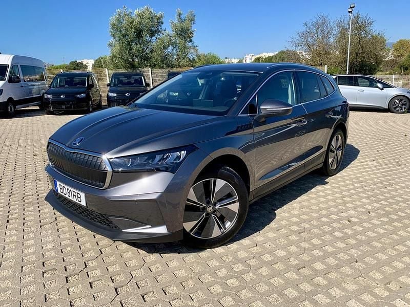 Cinza Usado 2023 Skoda Enyaq iV SUV | € 37.950 (Preço justo) - Imagem 1/4