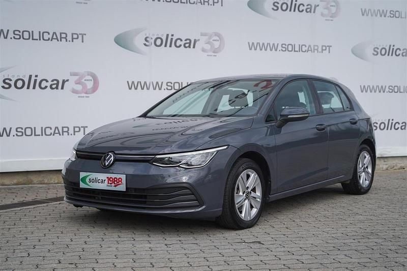 Cinza Usado 2023 VW Golf VIII Life Citadino | € 28.500 (Bom preço) - Imagem 1/4