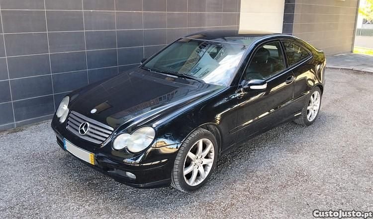 Preto Usado 2001 Mercedes C220 Coupé | € 7.500 (Preço elevado) - Imagem 1/1
