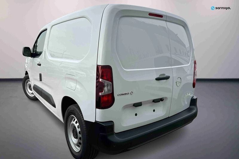 Usado Opel Combo-e Life 100 kW (136 HP) 2024 Branco Sedan