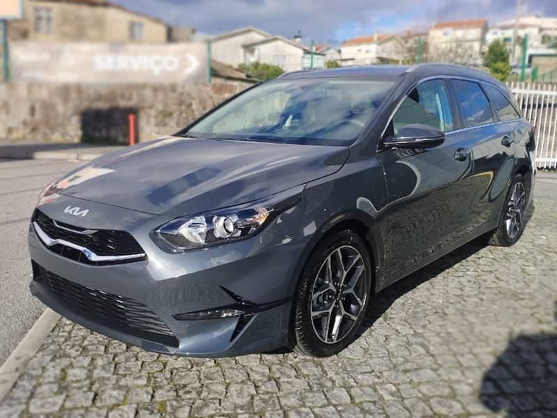 Cinzento Novo 2025 Kia Ceed Sportswagon Carrinha | € 24.000 (Preço elevado) - Imagem 1/4