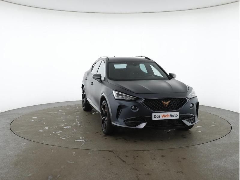 Usado Cupra Formentor VZ 245 HP (180 kW) 2023 Cinzento escuro SUV