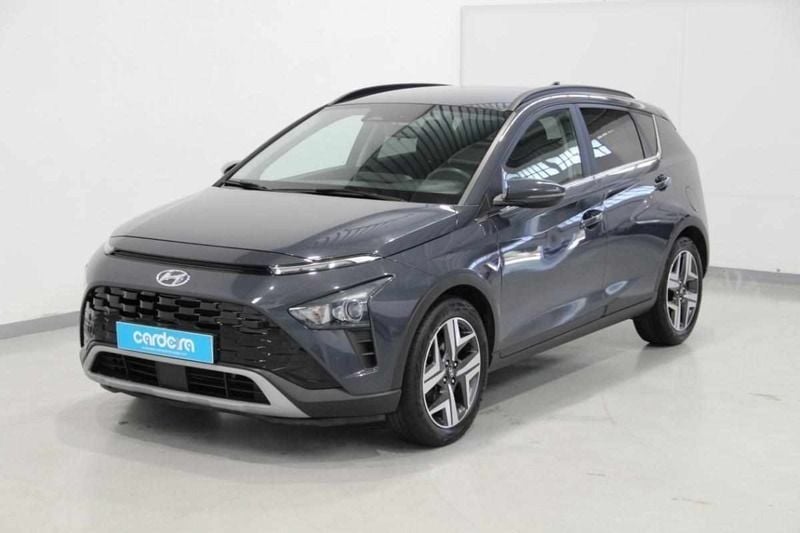 Cinzento Usado 2023 Hyundai Bayon SUV | € 18.490 (Preço justo) - Imagem 1/4
