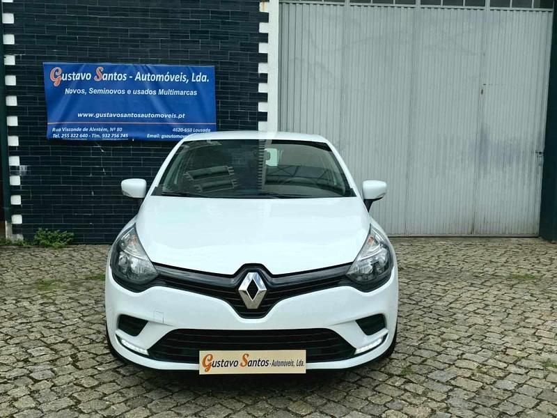 Usado Renault Clio IV 116 HP (85 kW) 2019 Branco Citadino