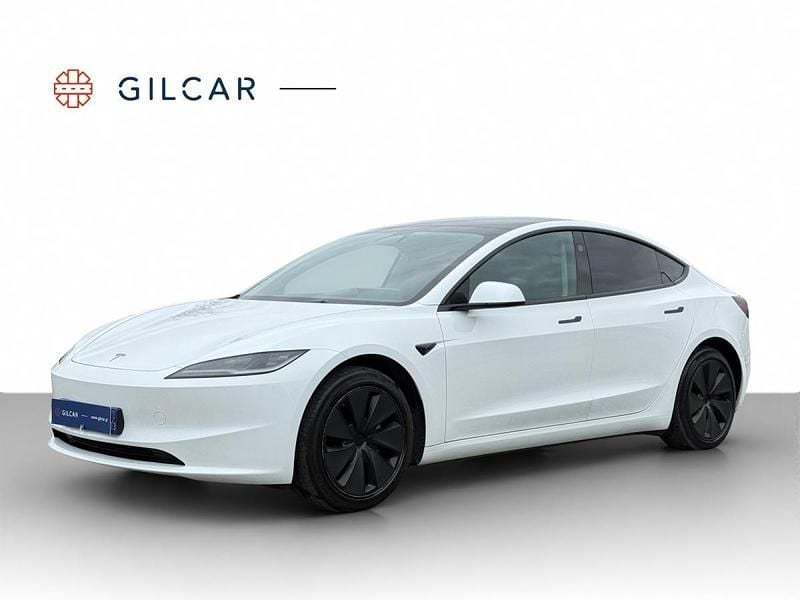 Branco Usado 2024 Tesla Model 3 Sedan | € 32.990 (Preço justo) - Imagem 1/4