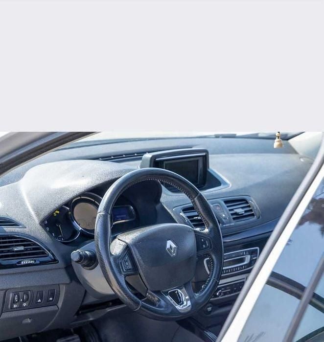 Usado 2012 Renault Mégane III Bose Edition Sedan | € 6.000 (Bom preço) - Imagem 1/4