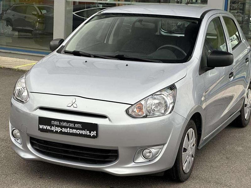 Usado Mitsubishi Space Star 71 HP (52 kW) 2015 Cinzento