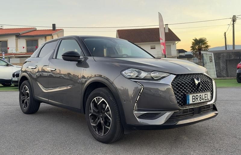 Usado DS Automobiles DS3 Performance 102 HP (75 kW) 2021 Cinza