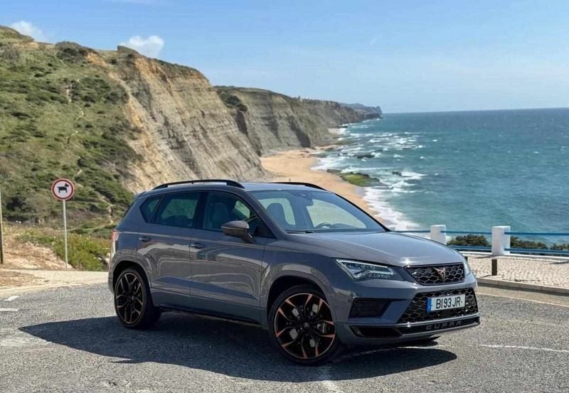 Cinzento Usado 2020 Cupra Ateca SUV | € 25.000 - Imagem 1/4
