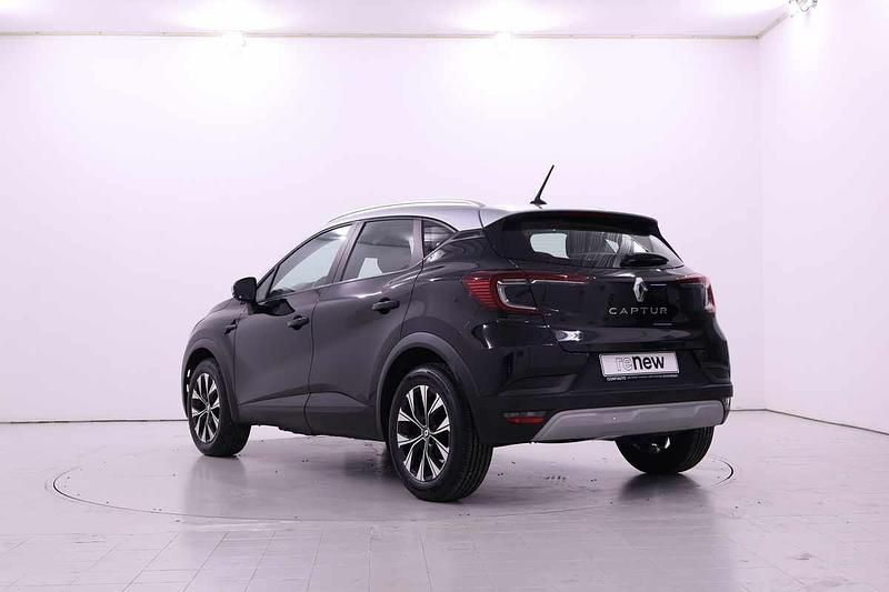 Usado Renault Captur 91 HP (66 kW) 2023 Preto SUV