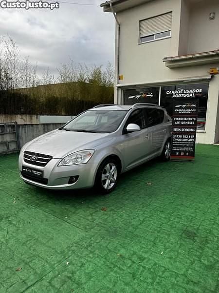 Cinza Usado 2008 Kia Ceed LX Citadino | € 4.950 (Super Preço) - Imagem 1/1