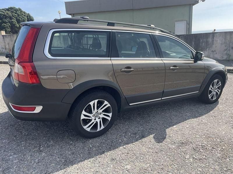 Usado Volvo XC70 Summum 163 HP (119 kW) 2011 Carrinha
