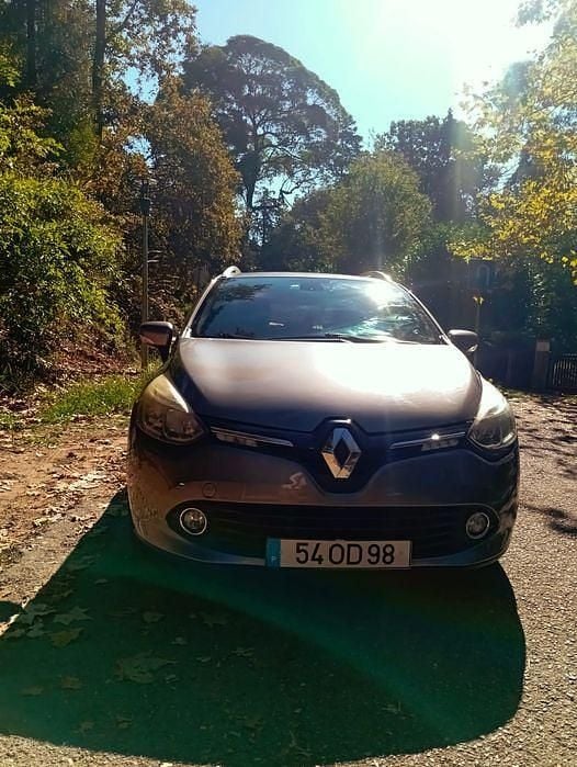 Usado 2013 Renault Clio IV Sedan | € 4.900 - Imagem 1/4