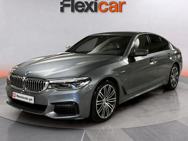 Usado BMW 530e iPerformance 252 HP (185 kW) 2019 Cinza Sedan