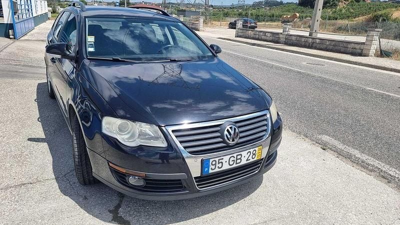 Usado 2008 VW Passat Sedan | € 3.600 (Preço justo) - Imagem 1/4
