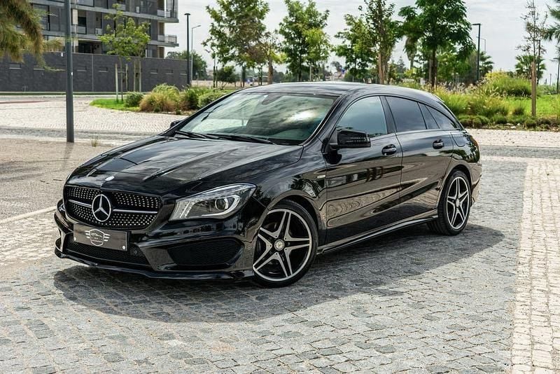 Usado 2016 Mercedes CLA180 Shooting Brake AMG line Carrinha | € 16.500 (Preço justo) - Imagem 1/4