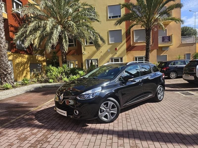 Preto Usado 2015 Renault Clio GrandTour LIMITED Carrinha | € 7.980 (Super Preço) - Imagem 1/4