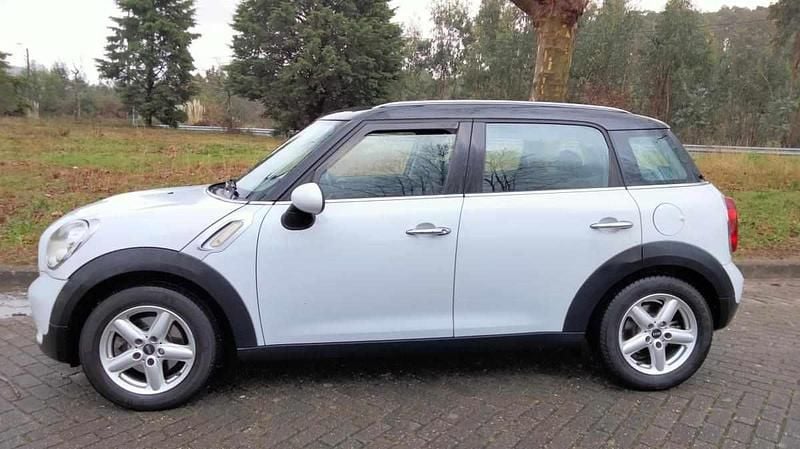 Branco Usado 2013 Mini Countryman SUV | € 8.500 (Bom preço) - Imagem 1/4