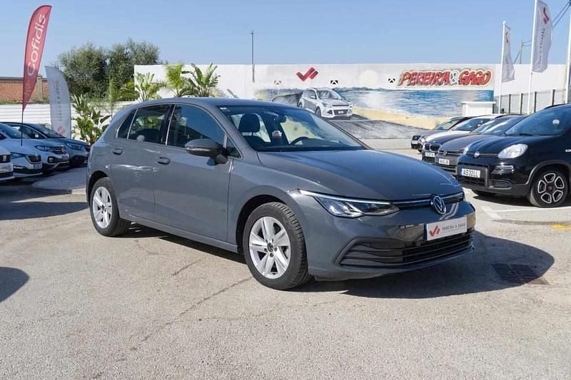 Usado VW Golf VIII 116 HP (85 kW) 2023 Cinzento Citadino