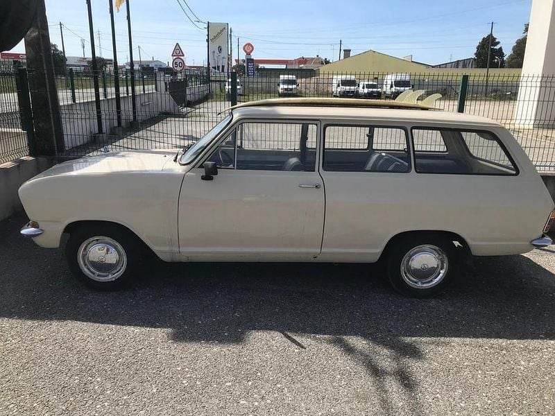 Usado 1971 Opel Kadett | € 2.950 - Imagem 1/4