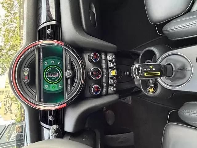 Usado Mini Cooper S 135 kW (184 HP) 2020 Preto Citadino