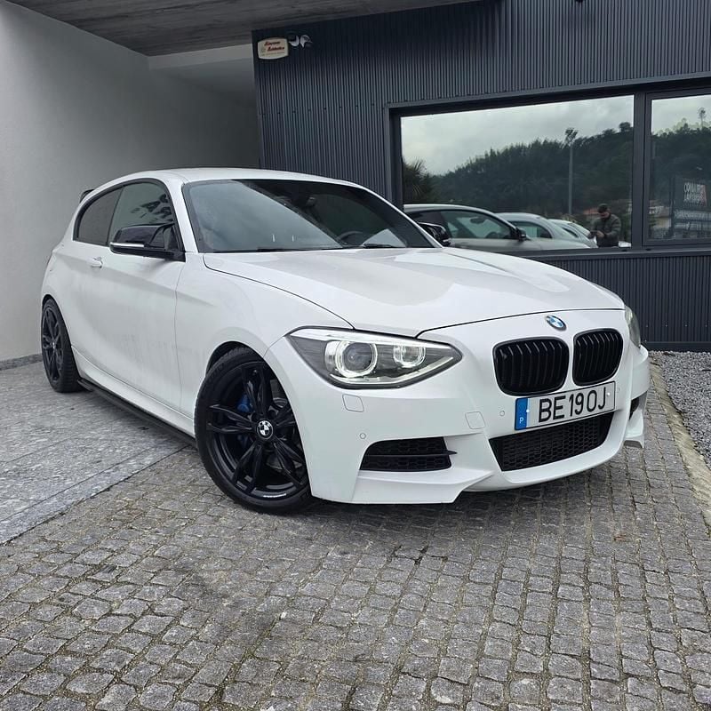 Usado BMW M135 Sport Line 320 HP (235 kW) 2014 Branco Citadino