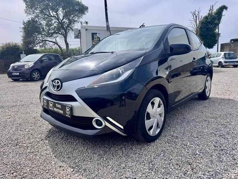 Preto Usado 2017 Toyota Aygo X-clusiv Citadino | € 9.750 (Preço justo) - Imagem 1/4