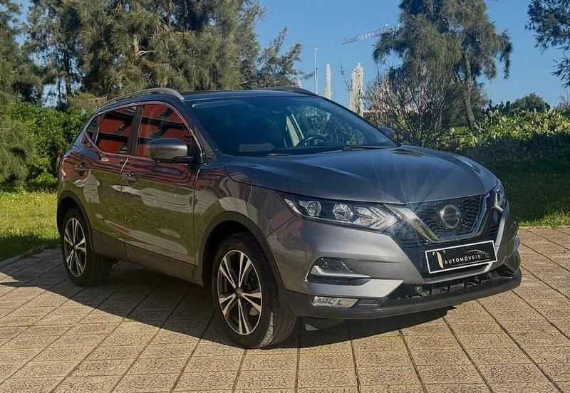 Usado Nissan Qashqai 130 HP (95 kW) 2018 Antracite SUV