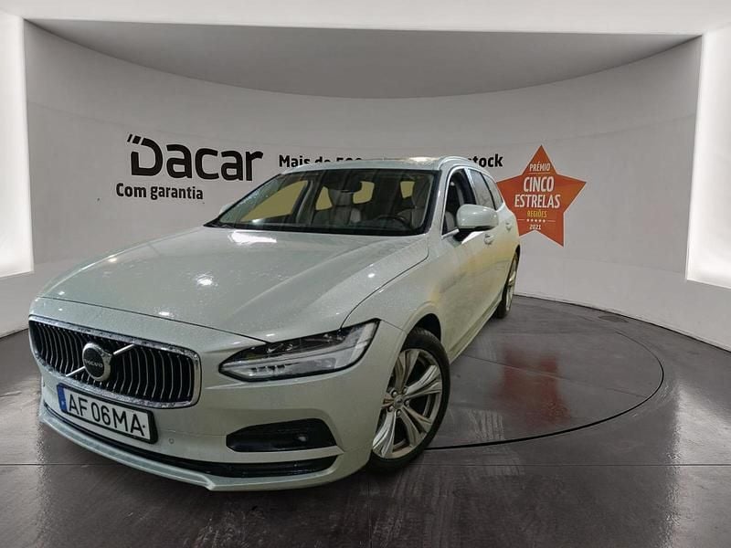 Usado Volvo V90 Momentum 197 HP (144 kW) 2021 Cinzento Carrinha
