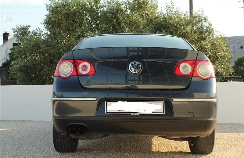 Usado VW Passat 140 HP (102 kW) 2006 Sedan