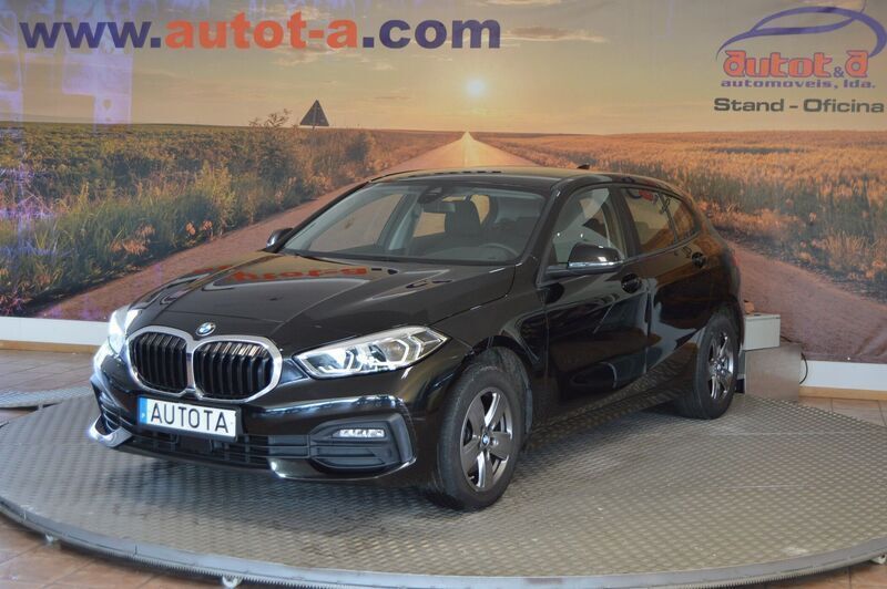 Preto Usado 2019 BMW 116 Advantage Citadino | € 22.000 (Preço justo) - Imagem 1/4