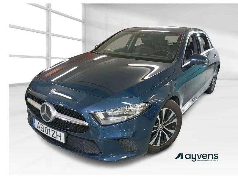 Usado Mercedes A160 Style 95 HP (69 kW) 2020 Azul