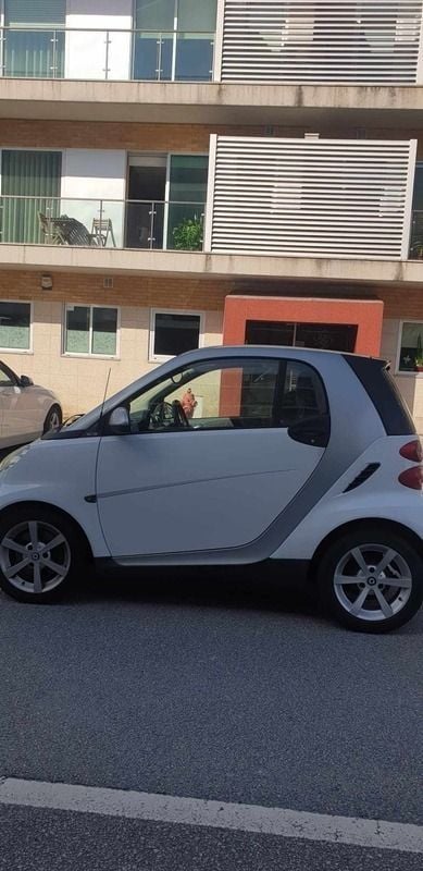 Branco Usado 2010 Smart ForTwo Coupé Coupé | € 5.000 (Bom preço) - Imagem 1/4