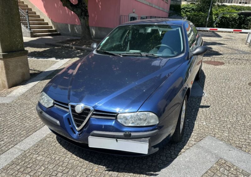 Azul Usado 2001 Alfa Romeo 156 | € 2.750 - Imagem 1/4