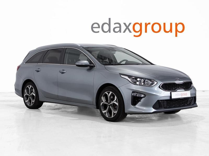 Cinzento Usado 2019 Kia Ceed Sportswagon Carrinha | € 17.990 (Preço elevado) - Imagem 1/4