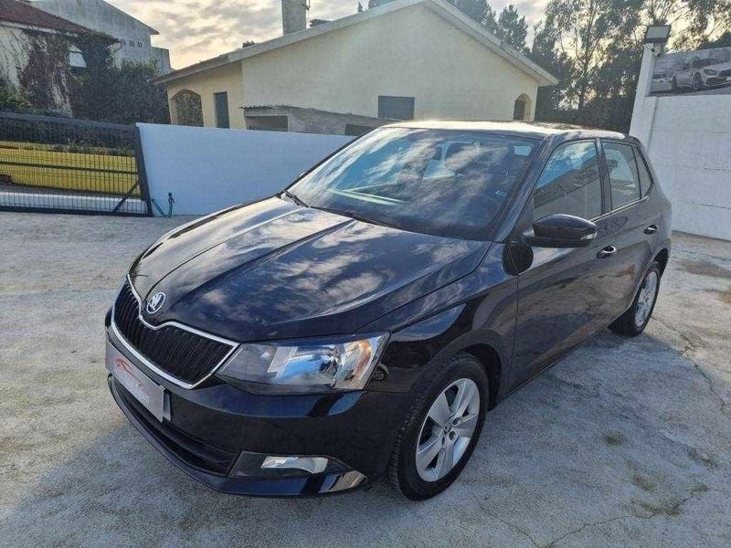 Usado Skoda Fabia Ambition 110 HP (80 kW) 2017 Preto Citadino