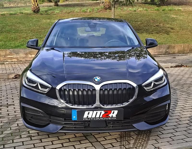 Usado BMW 116 Comfort Edition 116 HP (85 kW) 2021 Cinzento Citadino