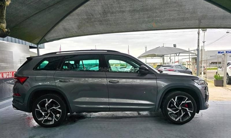 Usado Skoda Kodiaq 245 HP (180 kW) 2022 Cinzento SUV