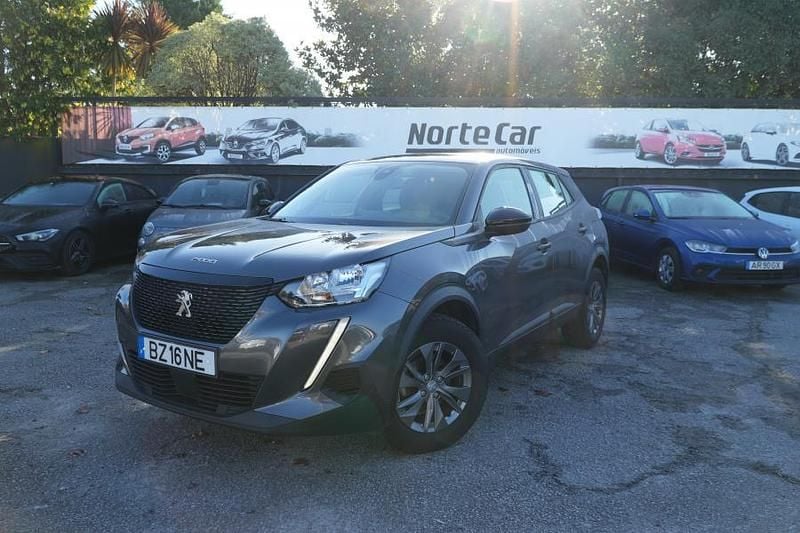Cinza Usado 2022 Peugeot 2008 Active SUV | € 15.750 (Bom preço) - Imagem 1/4