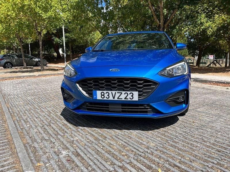 Usado 2019 Ford Focus ST-Line Sedan | € 14.550 (Preço justo) - Imagem 1/4