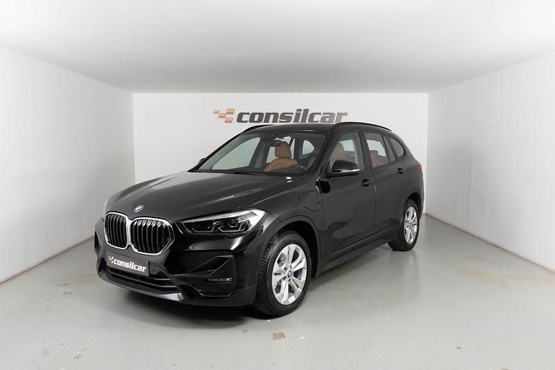 Preto Usado 2022 BMW X1 SUV | € 24.980 - Imagem 1/4