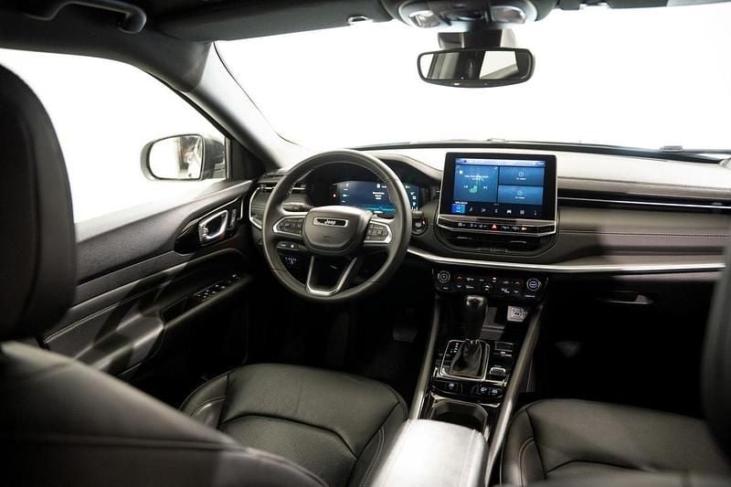 Usado Jeep Compass 240 HP (176 kW) 2021 Cinza SUV