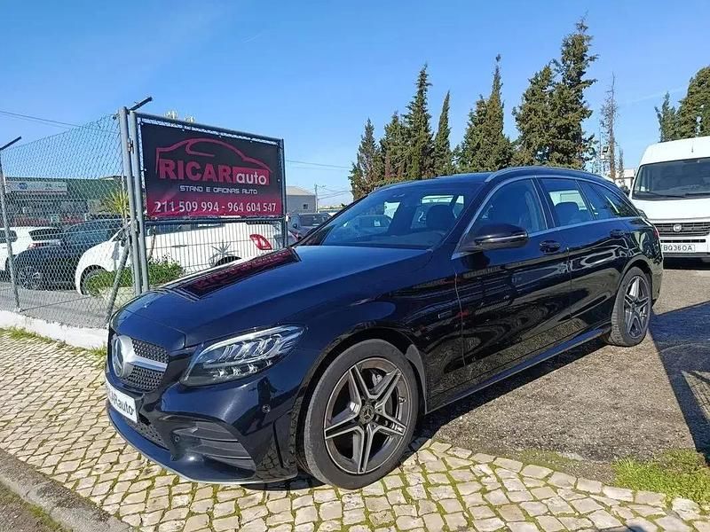 Usado Mercedes C300e AMG line 306 HP (225 kW) 2020 Preto Carrinha