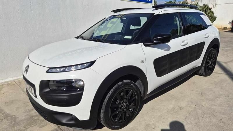 Branco Usado 2016 Citroën C4 Cactus Citadino | € 9.250 (Bom preço) - Imagem 1/4
