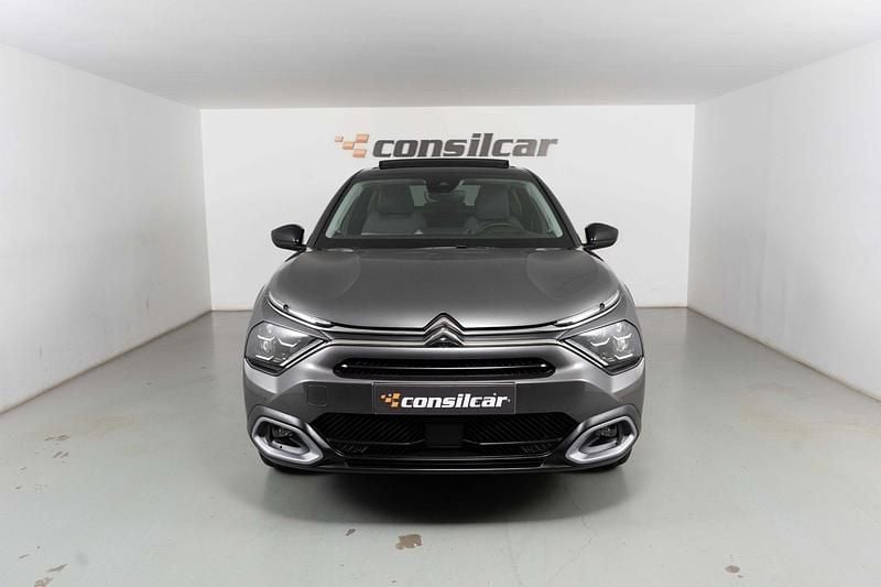 Cinza Usado 2024 Citroën C4 PureTech SUV | € 21.890 (Preço justo) - Imagem 1/4