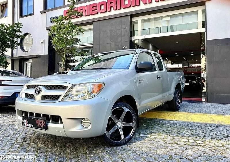 Cinzento Usado 2007 Toyota HiLux Pickup | € 12.950 (Super Preço) - Imagem 1/4